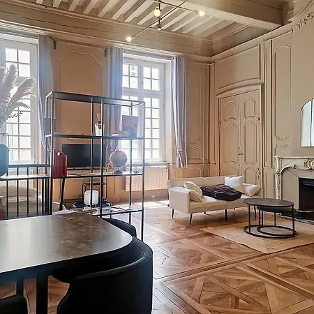 Apartment La Chapelle 1 - De Charme Hypercentre