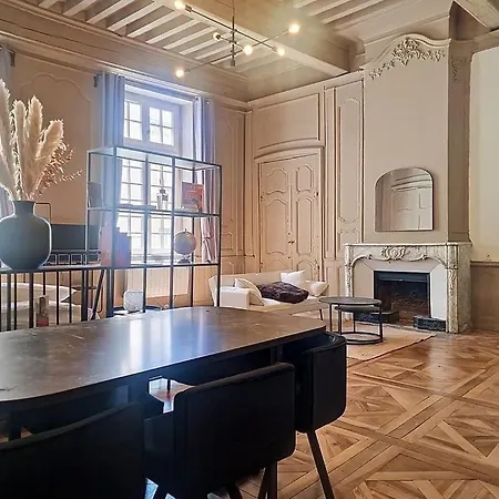 Apartment La Chapelle 1 - De Charme Hypercentre *